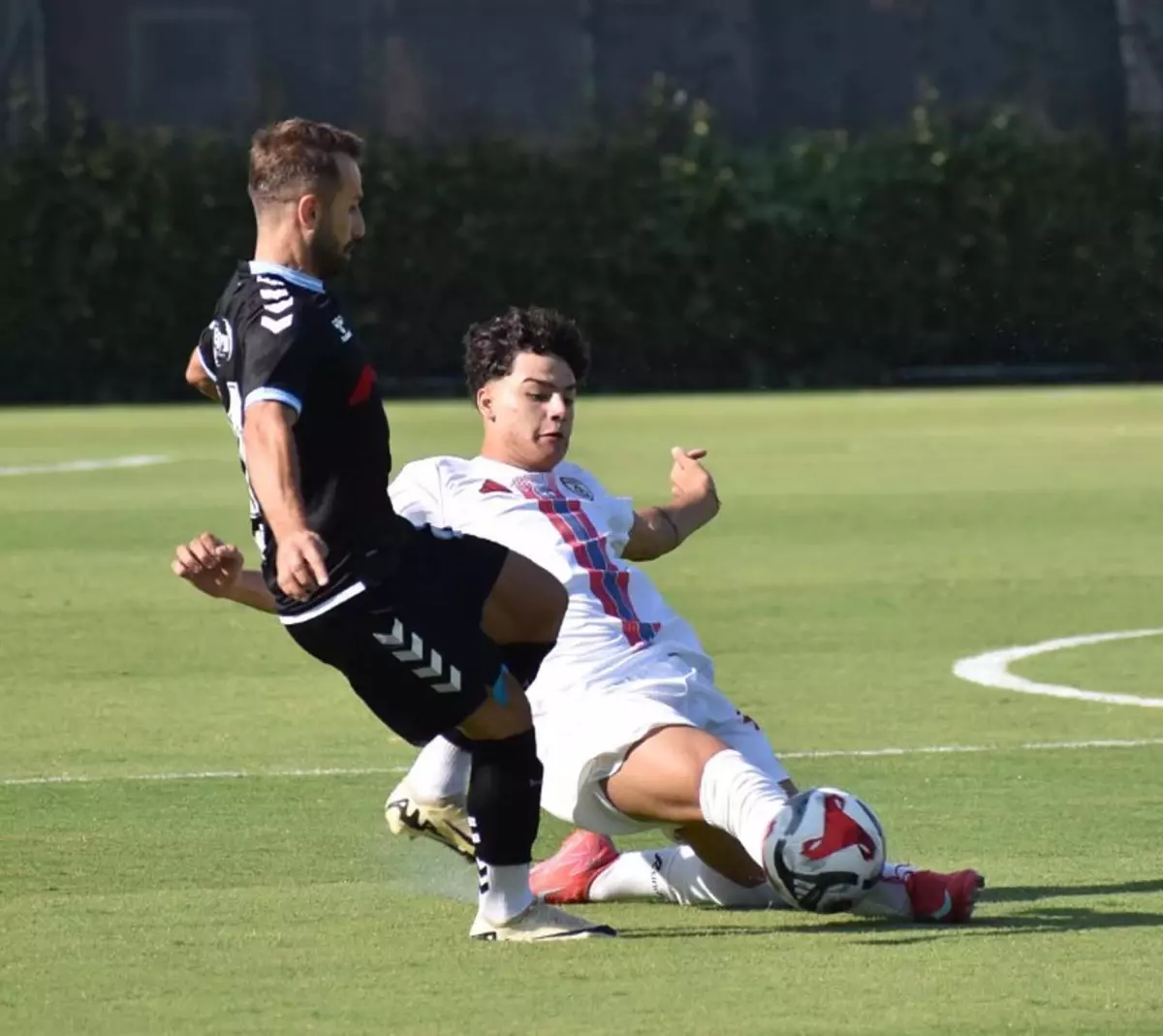 altinordu elazigsporu agirliyor ZMMJl5QV