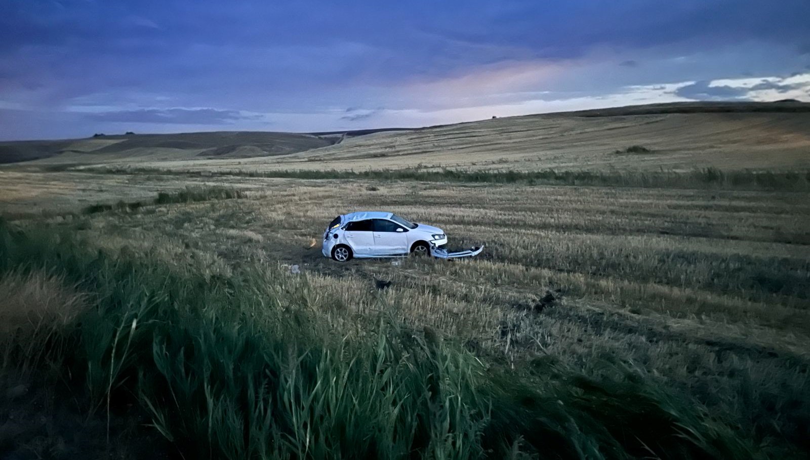 dugun yolunda feci kaza 1 olu 4 yarali HATLPOEd