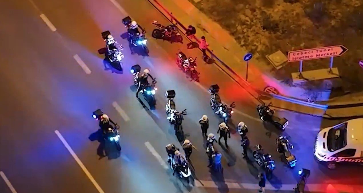 gundem olan goruntuler sonrasi 17 kisi yakalandi bgBtcSqf