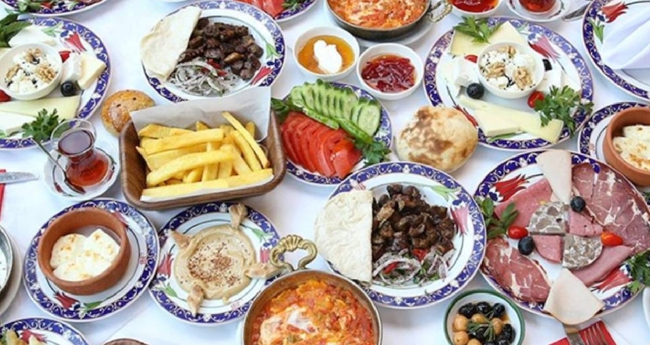 kahvaltiyi bu saatlerde yapanlar yandi UYfhff8q