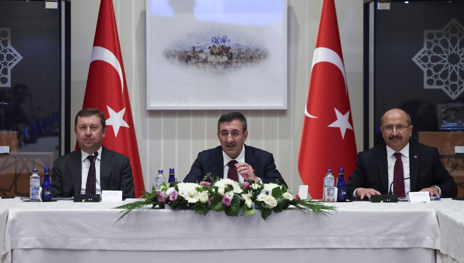 kamuda etkin yonetim ve denetim toplantisi yapildi GL5I59Q2