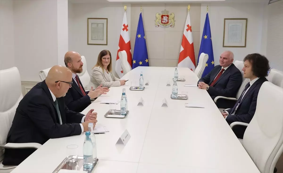 erdogan gurcistanda gorusmelerde bulundu JZRfTO3Q.jpg