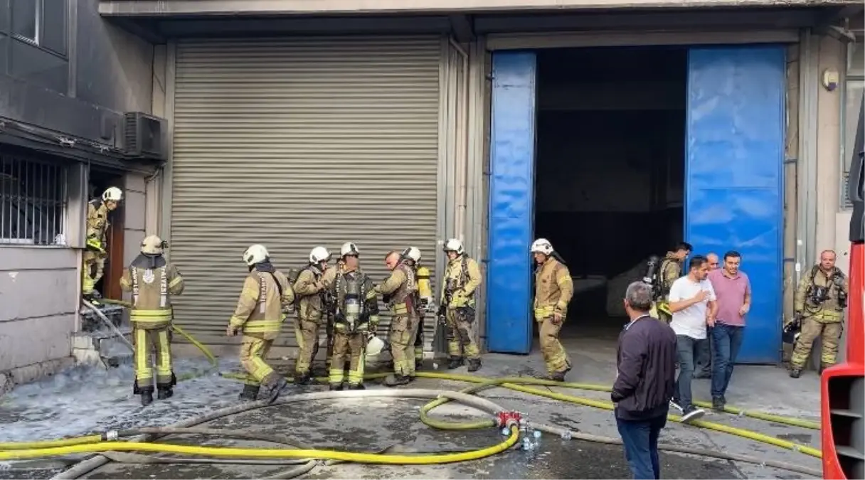 eyupsultanda yangin korkuttu pDyjWlMD