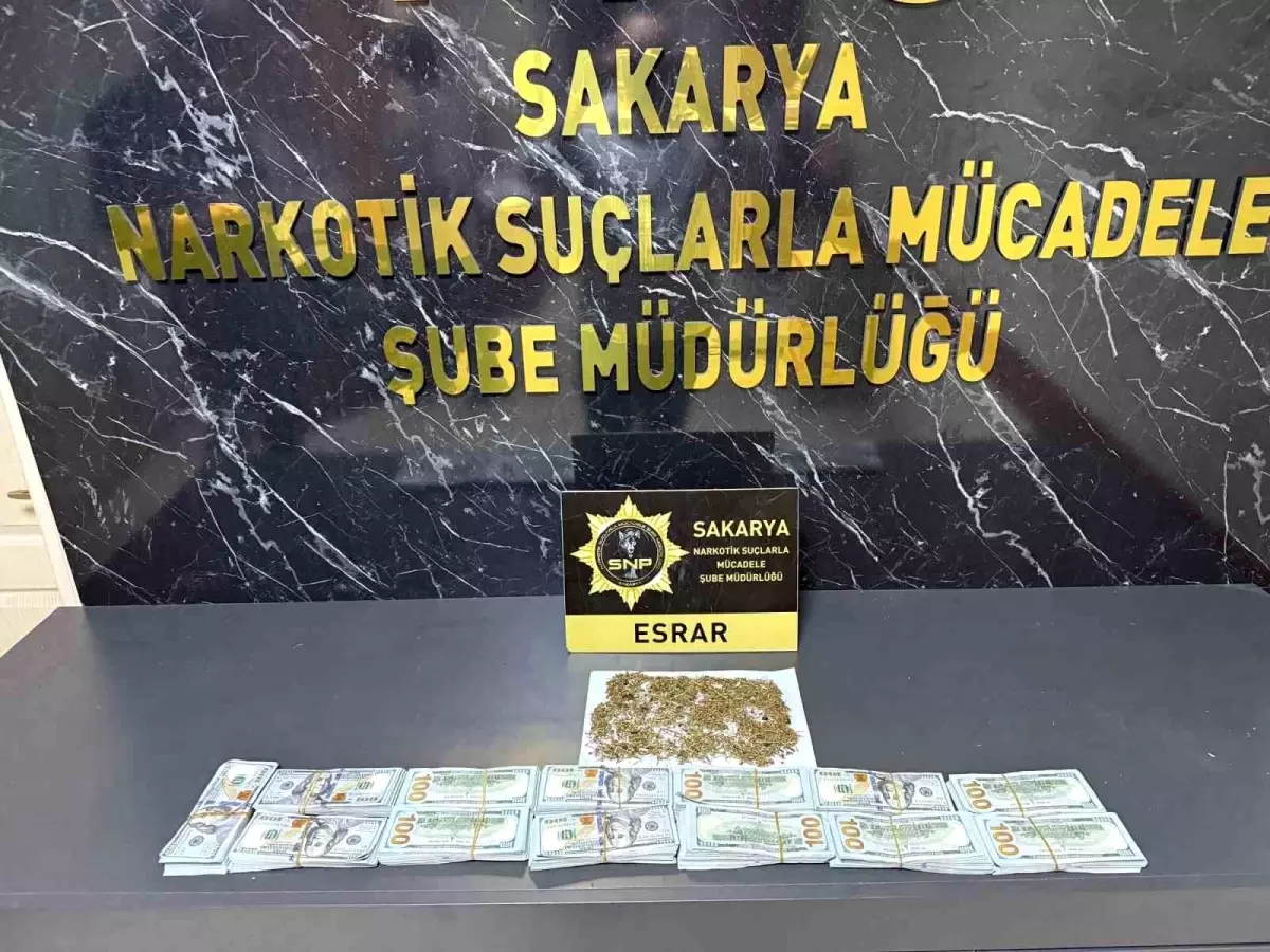 fatihteki kuyumcu soygununda 130 bin dolar sakaryada bulundu 9bXUq3LS.jpg