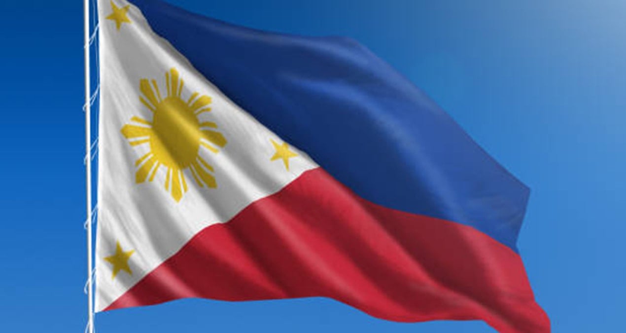 filipinlerde kucuk ucak dustu 2 olu LFE2yLeT.jpg