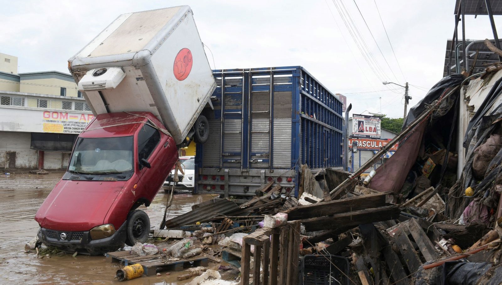 meksikada selin bilancosu artiyor 42 kisi hayatini kaybetti 27 kisi kayip YxIp6yhq.jpg