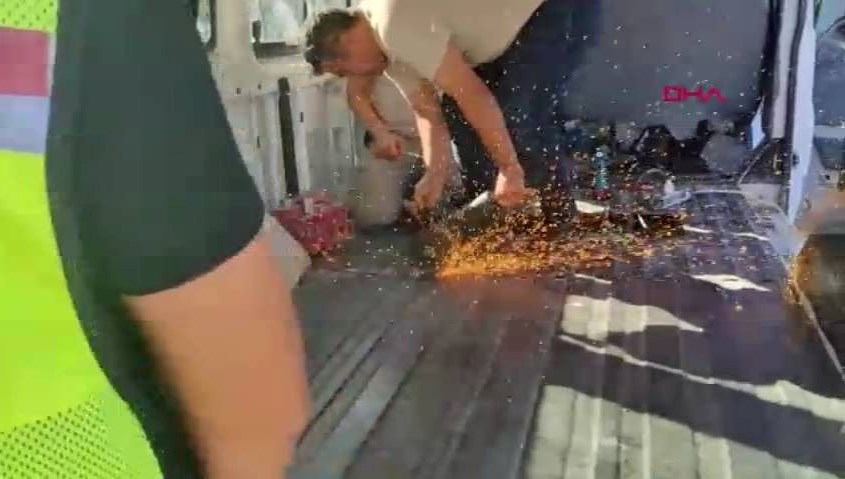 piyasa degeri 25 milyon lira binlerce paket gizli bolmede bulundu O6s9P4aw.jpg