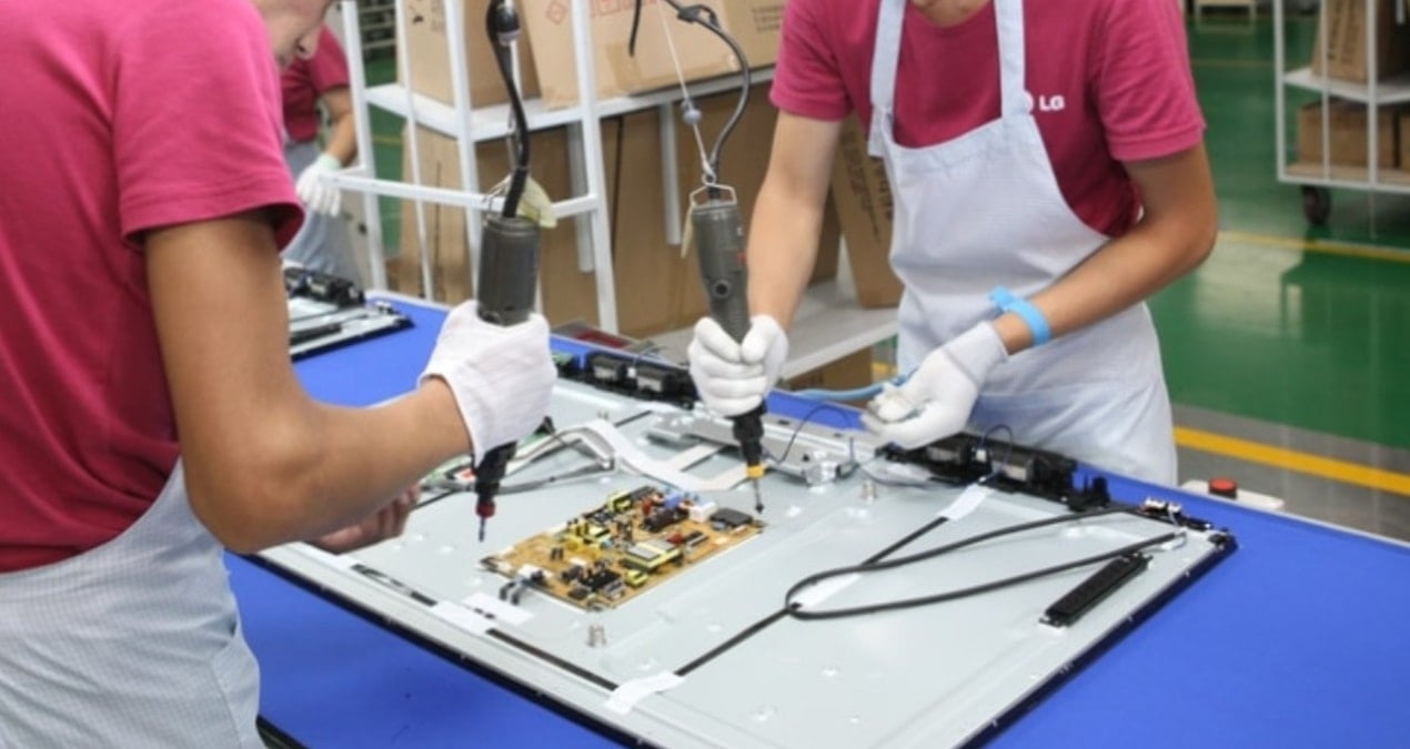 telefon uretmeyi biraktilar rakip sirket sayesinde para bastilar qPwJL8si