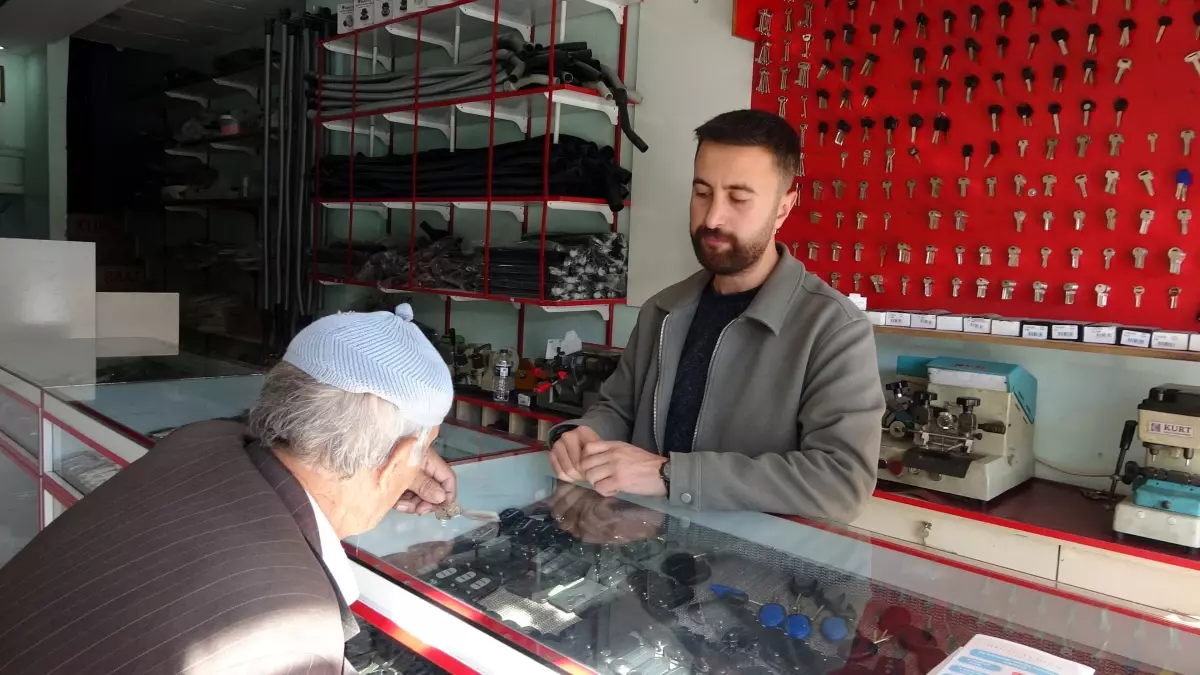 vandaki depremin 14 yili acilar taze BGrDiL2h.jpg