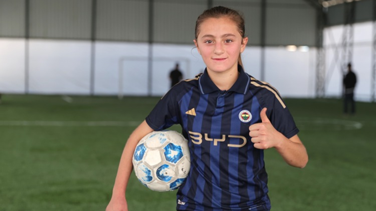 hakkarili sari firtina gulun hayali gercek oldu mezrasina hali saha yapildi thTGSBYp.jpg