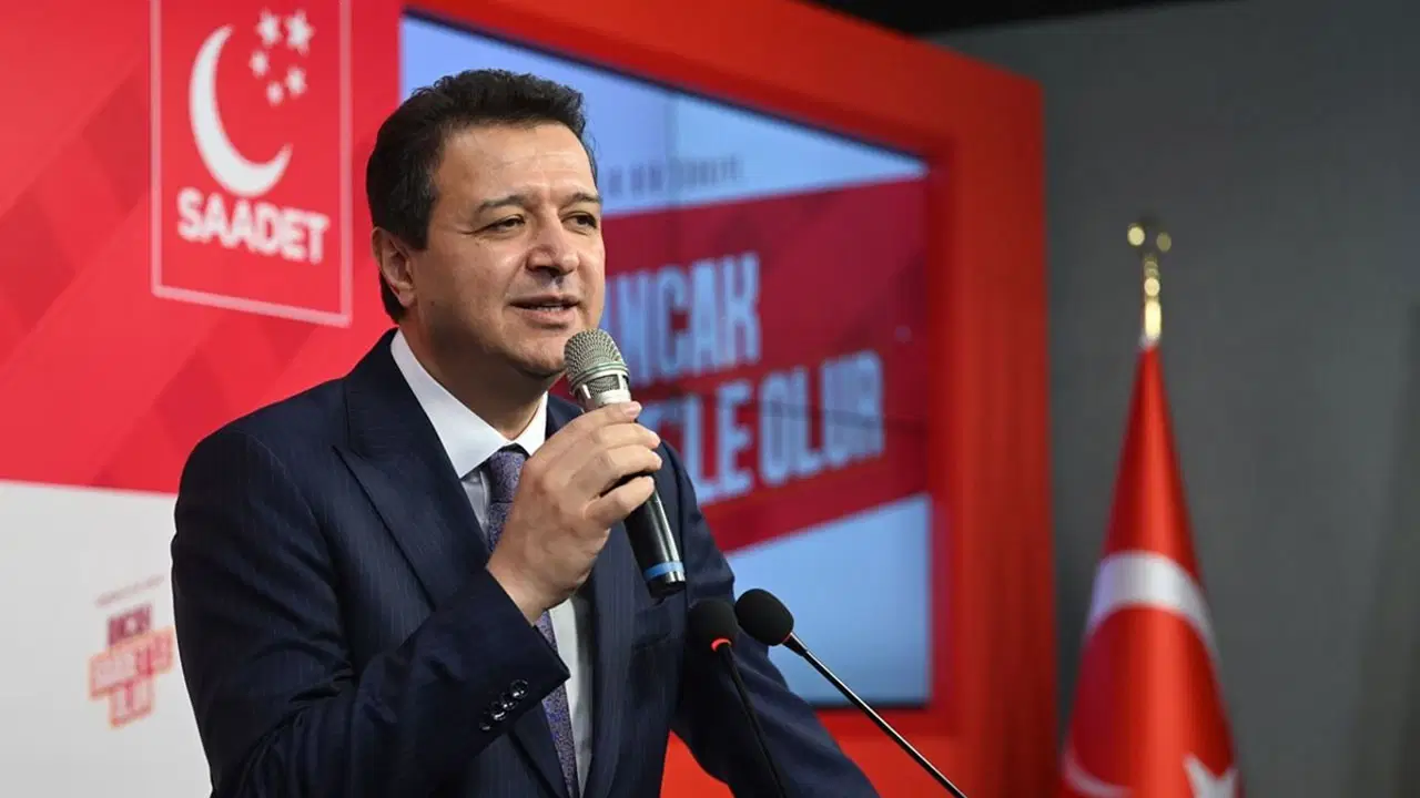 mahmut arikan ben blokla hareket etmeyi dogru bulmayanlardanim UnUrOuev.jpg