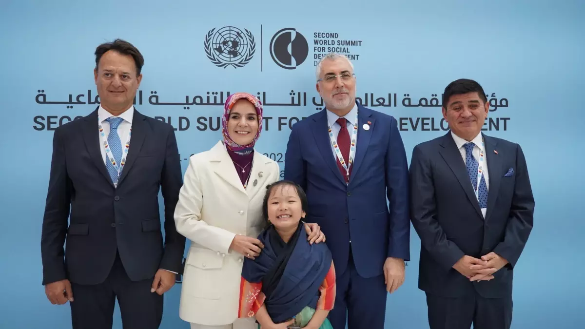 turkiye dohada sosyal kalkinma zirvesinde 6ym7z3DL.jpg