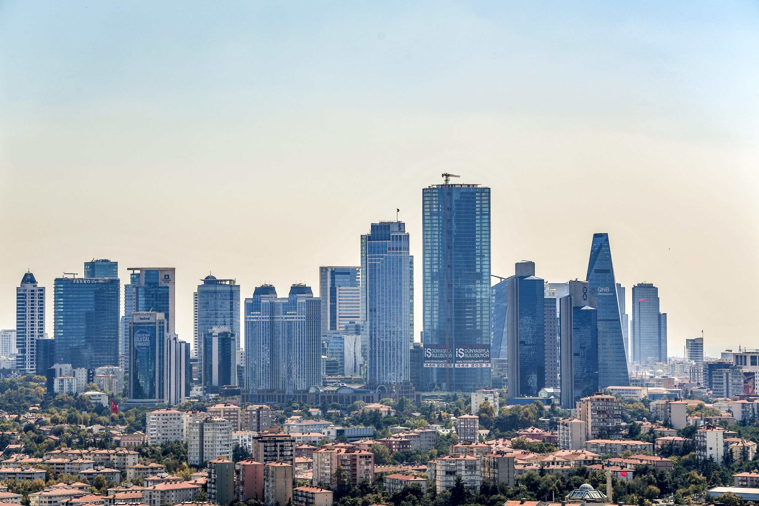 Hong Kong’daki felaketin ardından İstanbul için uyarı! 50,5 metreden yüksek binada oturanlar dikkat